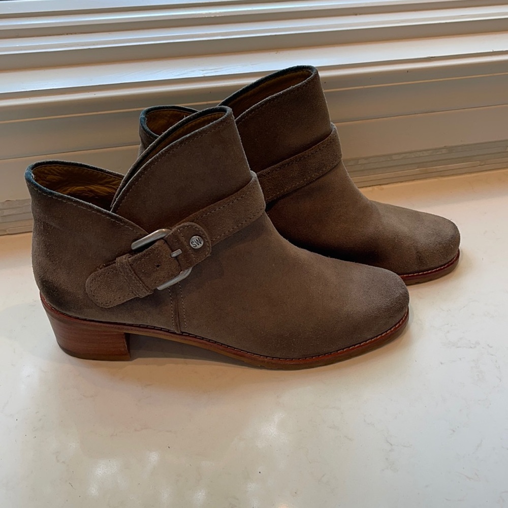 Stuart Weitzman Gray Booties Size 8m - image 1